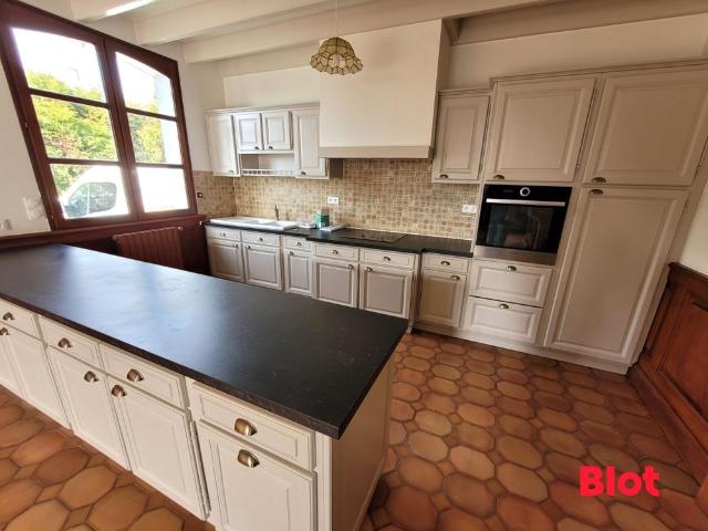 Location Maison 6 pièces 182m² VIGNOC 35630