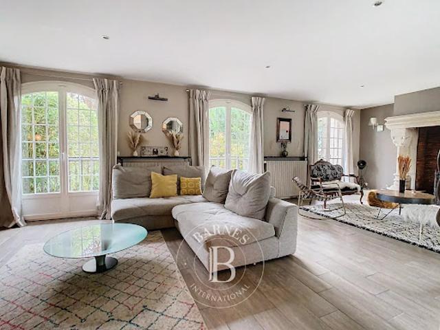 Location Maison 6 pièces 183.47 m2 La Varenne Saint Hilaire