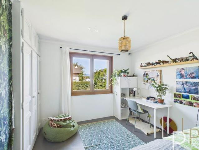 Location Maison 6 pièces 194m² VEIGY FONCENEX 74140