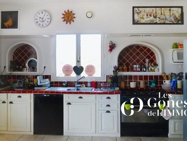 Location Maison 6 pièces 209m² FRANCHEVILLE 69340