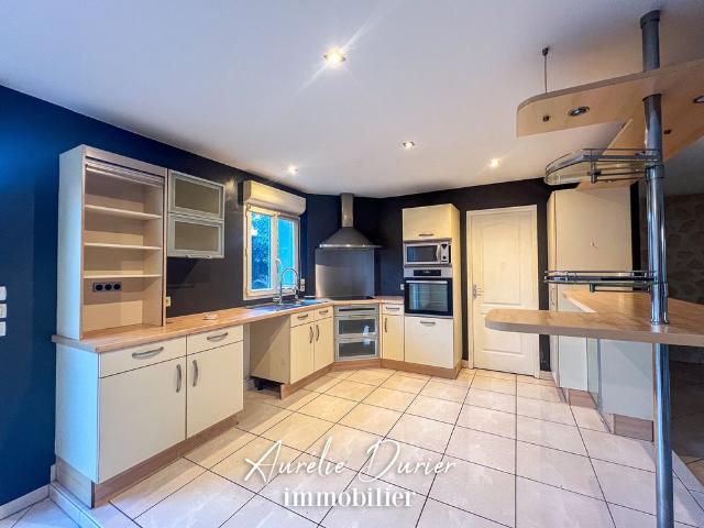 Location Maison 6 pièces 215m² BALLAN MIRE 37510