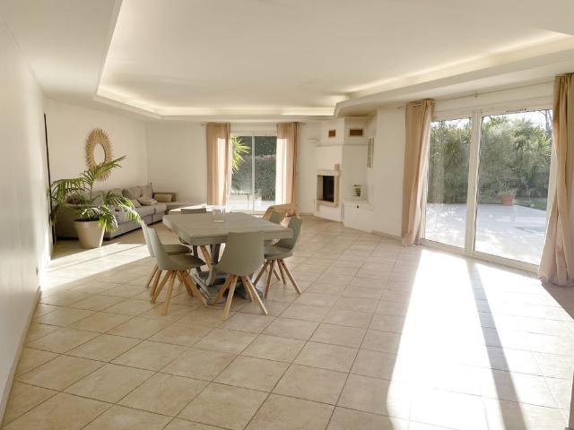 Location Maison 6 pièces 224m² RIVESALTES 66600