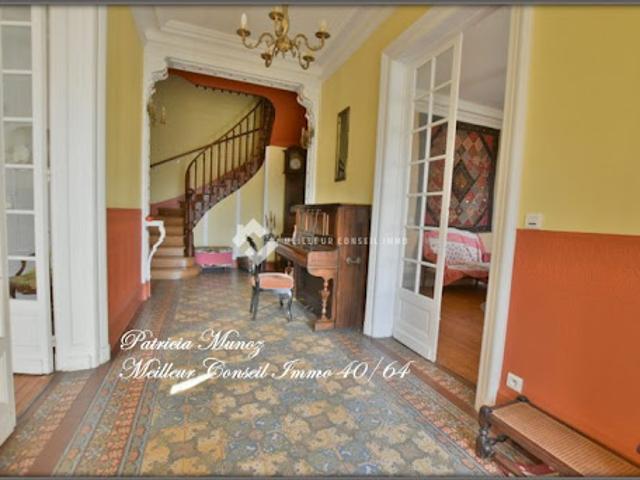 Location Maison 6 pièces 220 m2 Saugnac et Cambran