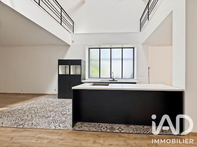 Location Maison 6 pièces 230 m2 Cheptainville