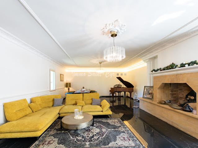Location Maison 6 pièces 280 m2 Saint Cyr au Mont d'Or