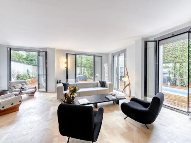 Location Maison 6 pièces 320 m2 Paris 16ème
