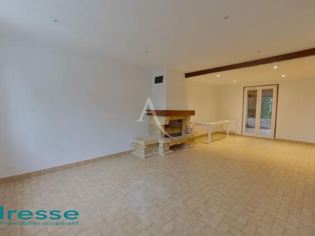 Location Maison 6 pièces 83m² NOISY LE GRAND 93160