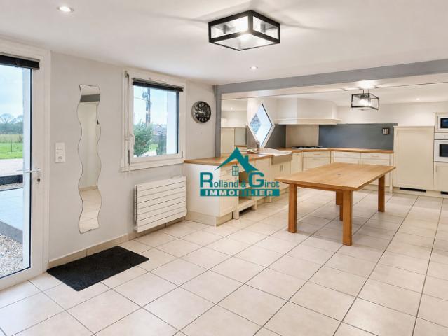 Location maison 6 pièces 89 m²