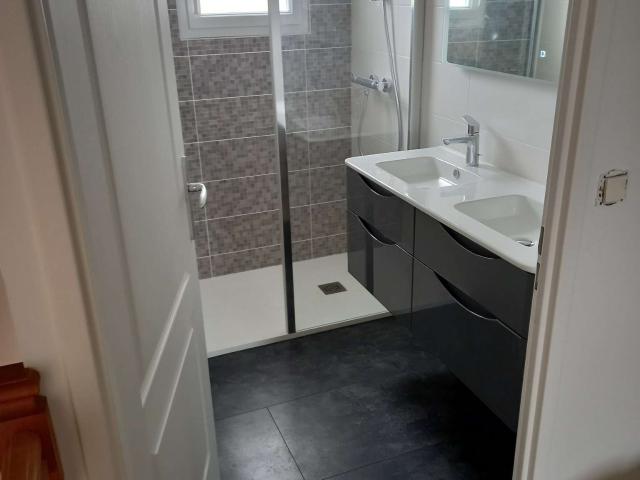 Location maison 6 pièces Angers Justices 49
