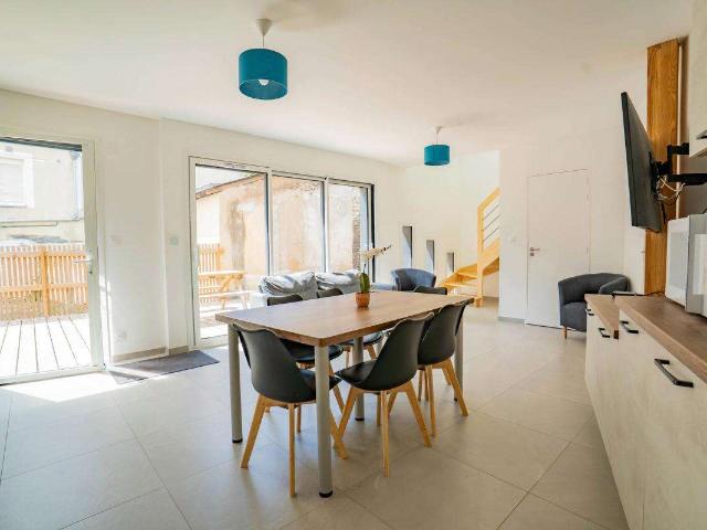 Location maison 6 pièces Angers Saint Léonard Madeleine 49
