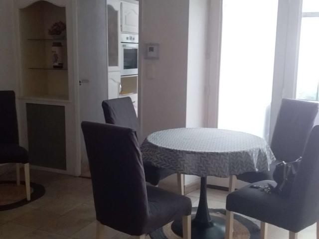 Location maison 6 pièces Angers Saint Léonard Madeleine 49