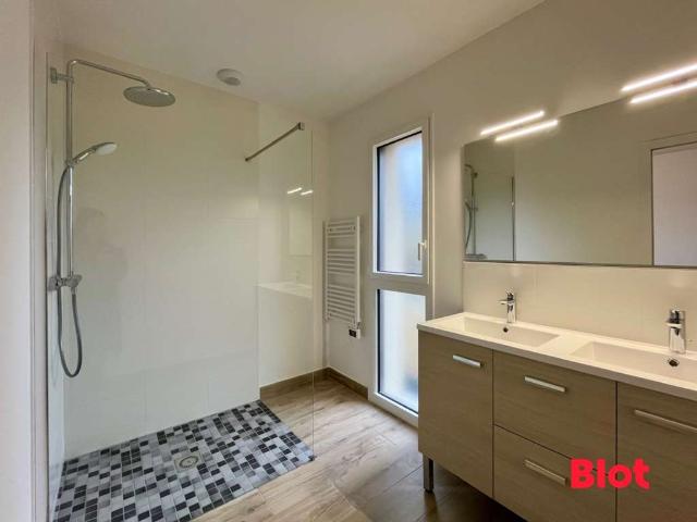 Location maison 6 pièces Bédée 35