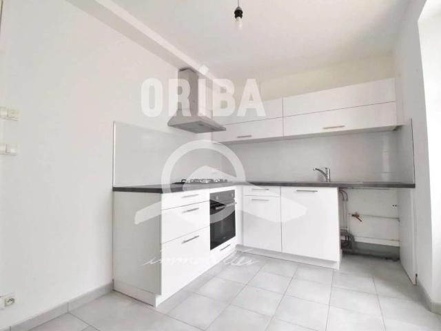 Location maison 6 pièces Nantes Rond Point De Rennes 44