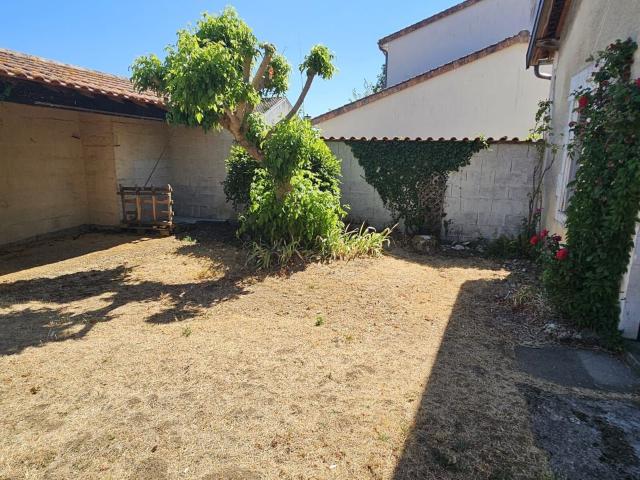 Location maison, 70.56 m² T 2 à Poitiers, 695 €