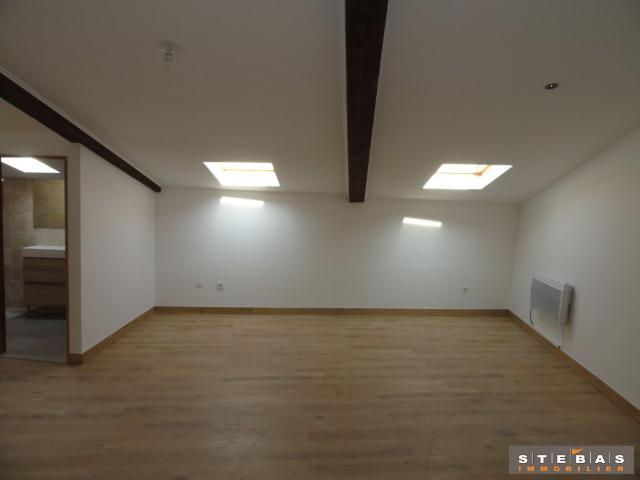 Location maison 74 m², Monteux 84170 Vaucluse