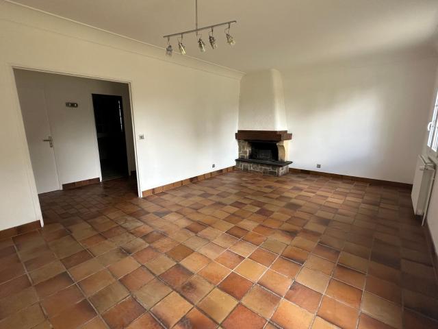 Location maison, 75 m² T 3 à Saillat sur Vienne, 680 €