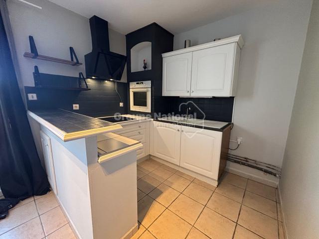 Location maison 77 m², Monteux 84170 Vaucluse