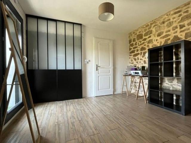 Location maison, 81.99 m² T 3 à Villeveyrac, 802 €