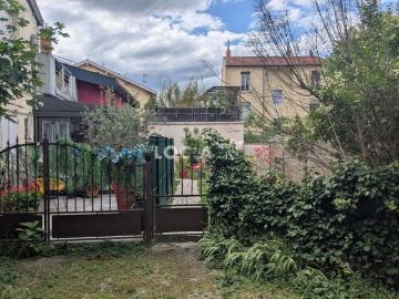 Location Maison 83 m² à Oullins 1 500 ¤ CC /mois