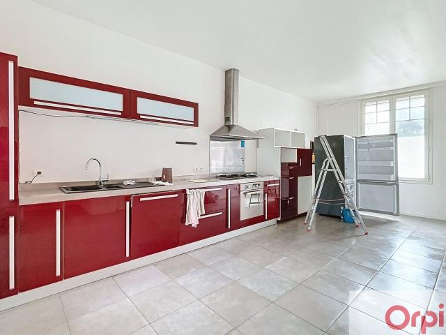 Location maison, 84 m² T 4 à Montluçon, 699 €