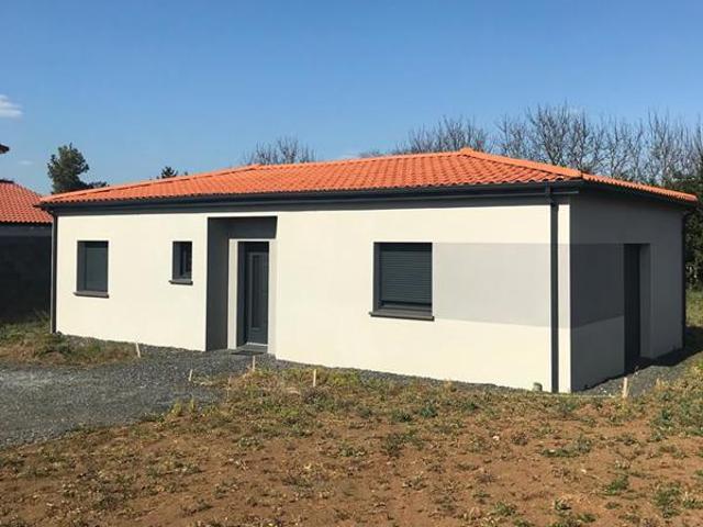 Location Maison 84 m² à Faramans 990 ¤ CC /mois