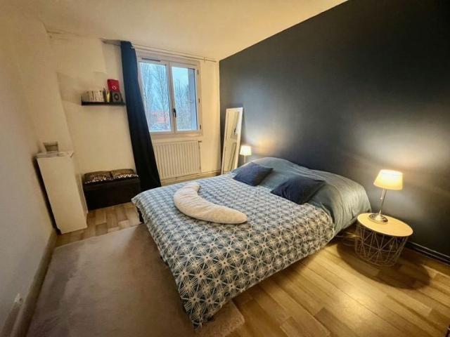 Location Maison 84 m² à La Neuville Au Pont 750 ¤ CC /mois