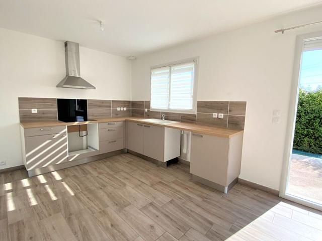 Location maison, 85 m² T 4 à Ambillou, 980 €