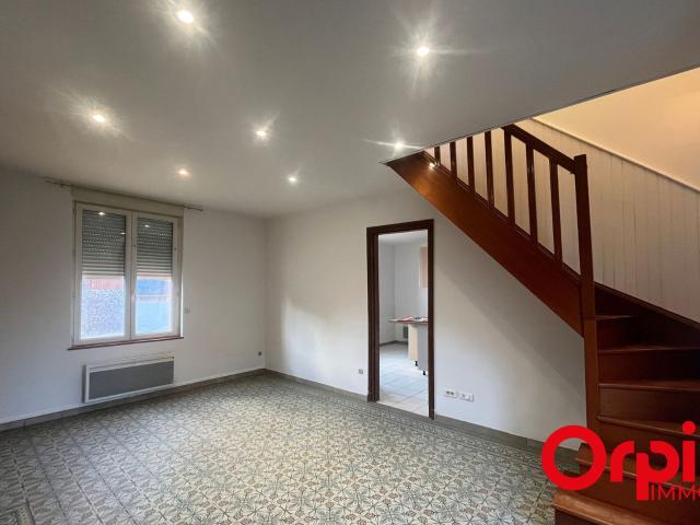 Location maison, 87.72 m² T 4 à Démuin, 850 €
