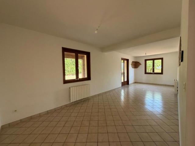 Location Maison 87 m² à Nandax 685 ¤ CC /mois