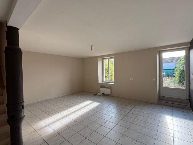 Location maison, 89 m² T 4 à Castres, 765 €
