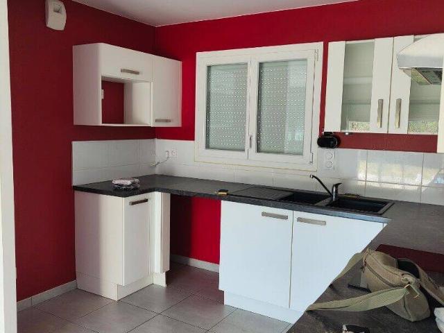 Location Maison 89 m² à Saint Vulbas 1 050 ¤ CC /mois