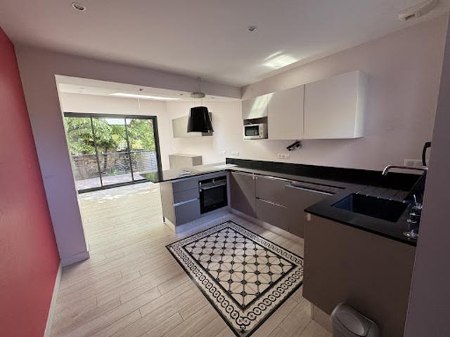 Location Maison 8 pièces 145.59 m2 Houilles
