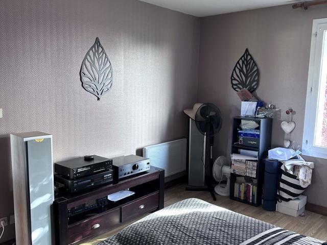 Location Maison 8 pièces 164m² CHATEAUBERNARD 16100