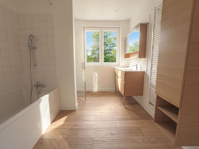 Location Maison 8 pièces 164m² LE MESNIL ESNARD 76240