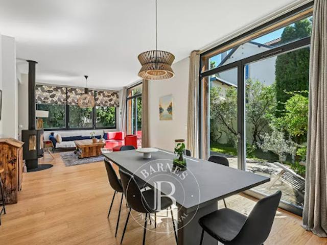 Location Maison 8 pièces 170.68 m2 Colombes