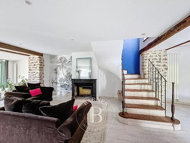 Location Maison 8 pièces 194.01 m2 Orgeval