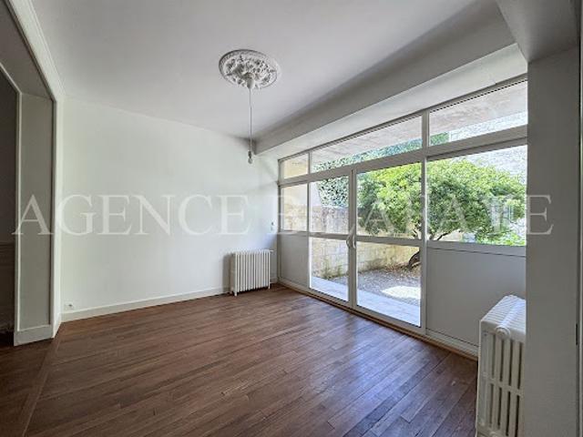 Location Maison 8 pièces 204.54 m2 Bordeaux