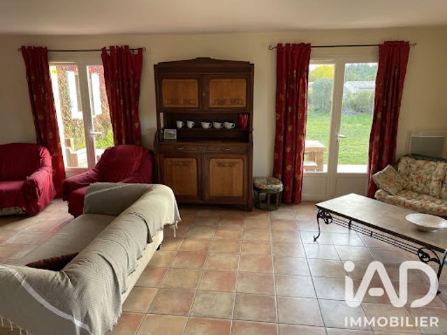 Location Maison 8 pièces 215 m2 Saint Michel l'Observatoire