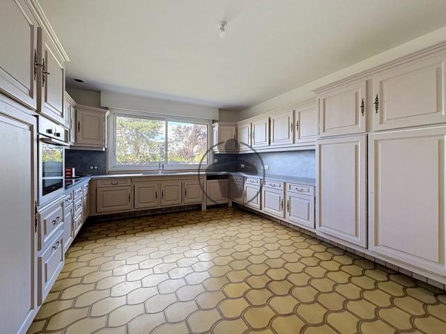 Location Maison 8 pièces 227 m2 à Gricourt