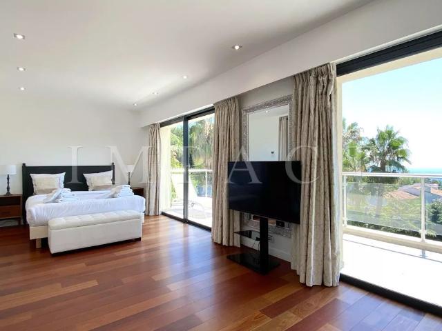 Location Maison 8 pièces 223m² CANNES 06400