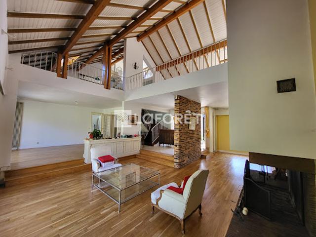 Location Maison 8 pièces 230.97 m2 Palaiseau
