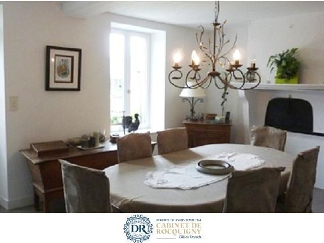 Location Maison 8 pièces 230m² VENNECY 45760