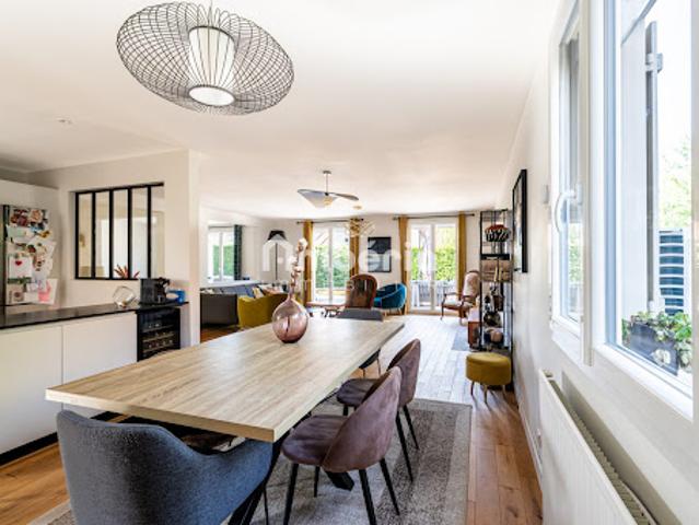 Location Maison 8 pièces 232.55 m2 Saint Jean le Blanc