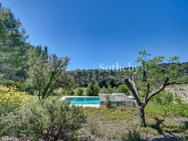Location Maison 8 pièces 250 m2 Aix en Provence