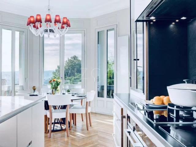 Location Maison 8 pièces 253m² NICE 06300