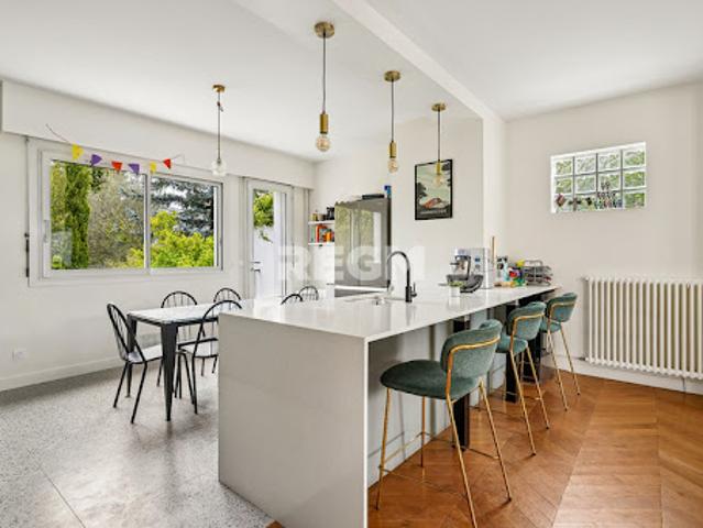 Location Maison 8 pièces 226 m2 Sceaux