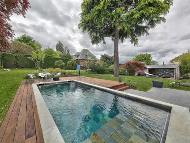Location Maison 8 pièces 316 m2 Bougival