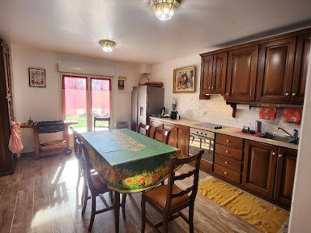 Location Maison 8 pièces 400 m2 Saint Julien en Genevois