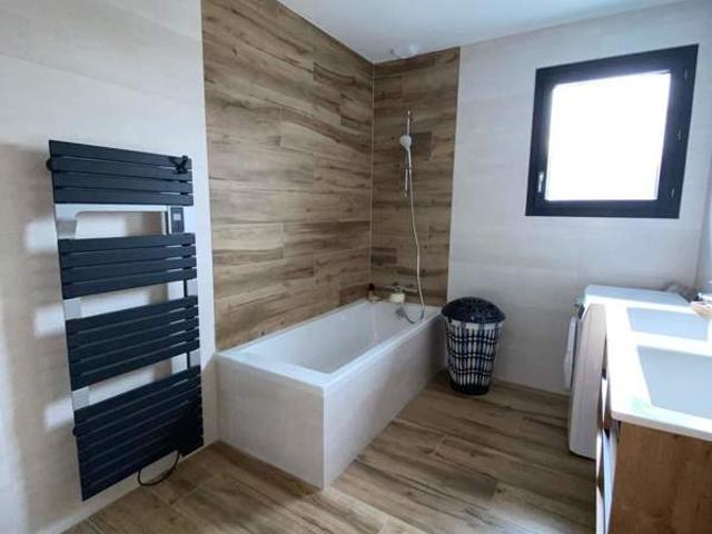 Location Maison 90 m² à Primarette 1 030 ¤ CC /mois