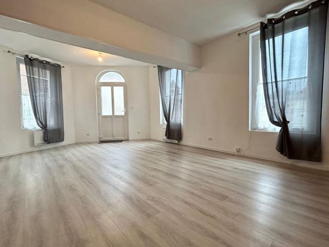 Location maison, 92.64 m² T 5 à Saint Saëns, 750 €